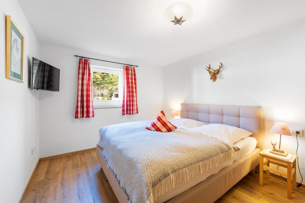 Ferienwohnung Im Hubertushof フェルトベルク エクステリア 写真