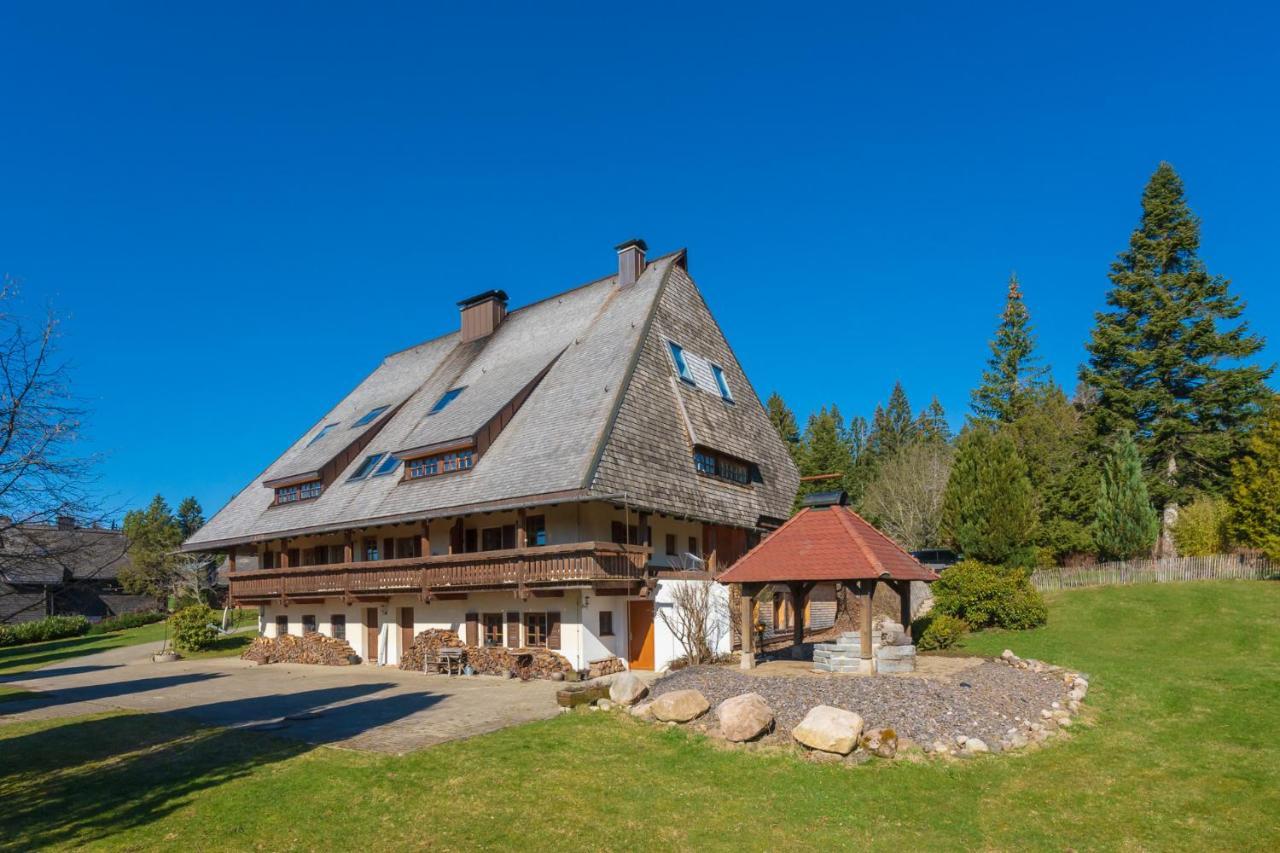 Ferienwohnung Im Hubertushof フェルトベルク エクステリア 写真