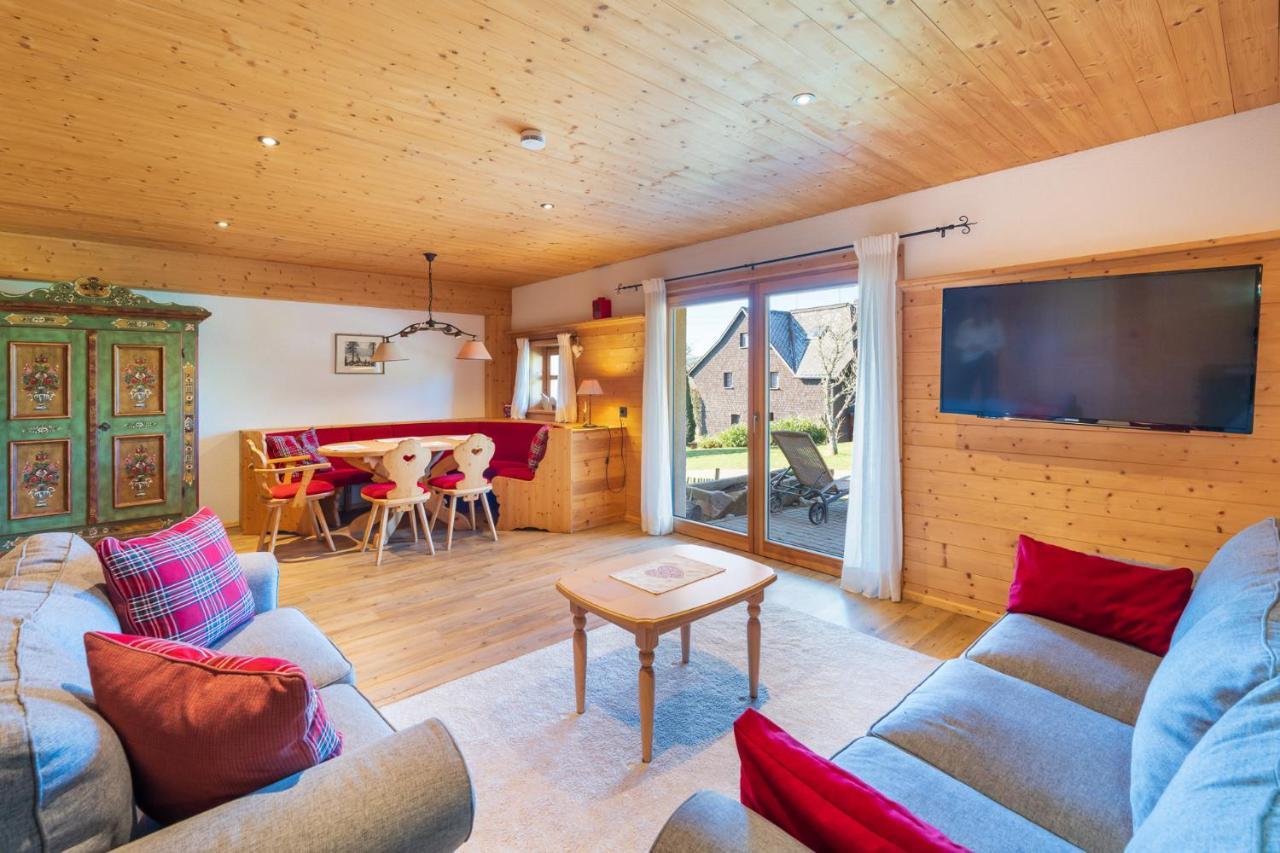 Ferienwohnung Im Hubertushof フェルトベルク エクステリア 写真